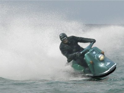 Jetski.jpg