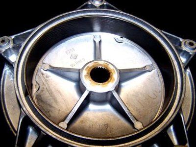 5-Loch-Bremstrommel    hinten o.k..JPG