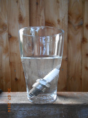 Nasse Zündkerze