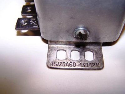 Fabr.-Nr. Bosch-Regler 103 A-2.JPG (26.94 KiB) 8236 mal betrachtet BOSCH-Regler 103 A-2