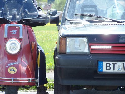 13  TFL BM4 Vergleich         mit Auto 1.JPG