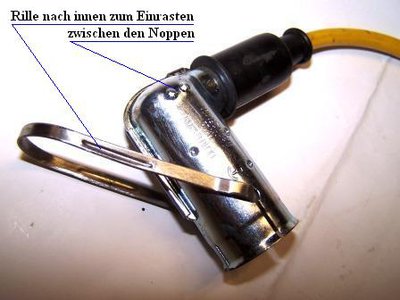 Zündkerzenstecker BERU kompr..JPG