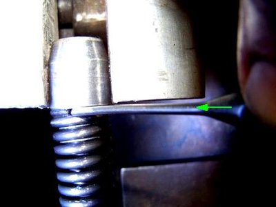 Lösen des Federhalters.JPG