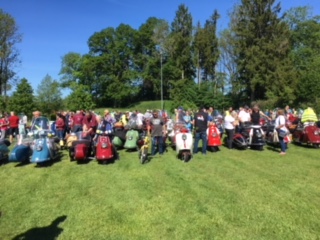 Gruppenbild von unten