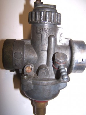 Vergaser 1-22-197 L.JPG