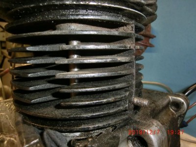 Zylinderrippen mit Stegen 2.JPG