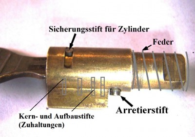 Zylinder für Lenkschloß bearb.JPG