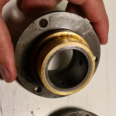 Buchse und Hülse verheiratet