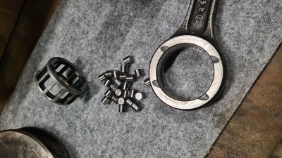 Pleuel, Zylinderrollen und Käfig