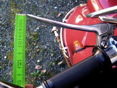 Kupplungshebel Spiel a. Lenker 1 kompr..JPG